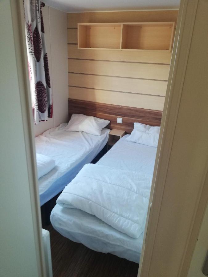 Grand Mobil Home 3Chbr 2Sdb Camping La Carabasse Vias Εξωτερικό φωτογραφία